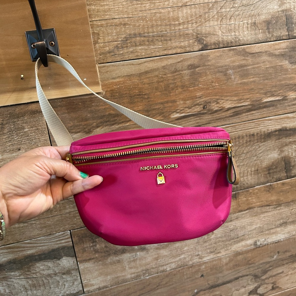 Michael Kors Pink waist Bag